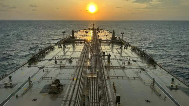 Врагам рано радоваться: санкции против российской нефти возобновлены – Politico