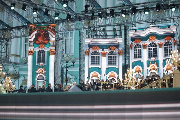 Пламя, лед и музыка: День города-2023 в Петербурге раскрасил выходные дни в яркие цвета праздника 