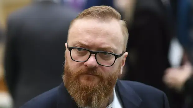 Депутат Госдумы Милонов высказался об использовании реагентов на дорогах