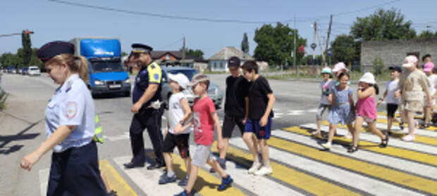 ЮИДовцы вместе с полицейскими Ардонского района Северной Осетии провели акцию «Пешеход – на переход!»