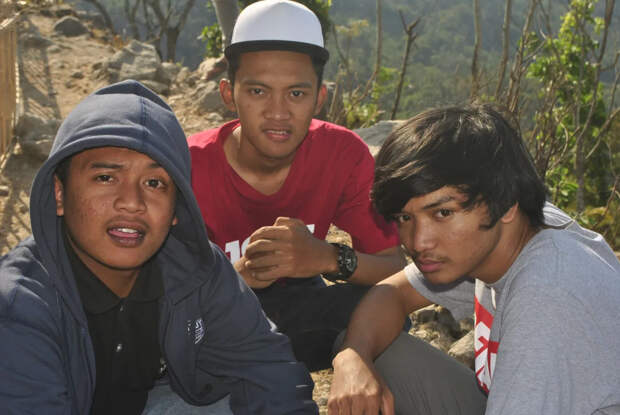 Руководящие кресла и сотни тысяч: где ждут иностранных специалистов? Мигрантам предлагают "бешеные" деньги