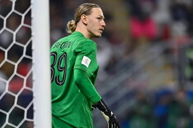 Булыкин объяснил, что нужно Сафонову для закрепления в основе «ПСЖ»