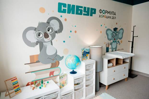 Сочетая учебу и материнство: СИБУР открыл в КФУ комнату матери и ребенка