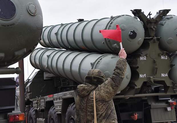 Названы системы для защиты от долетающей до Москвы FP-9