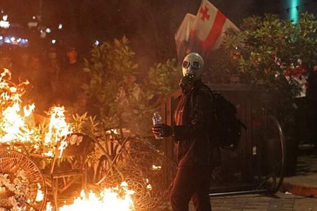 В граничащей с Россией стране рассказали о пяти попытках революции