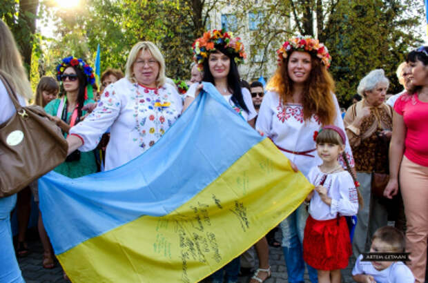 Рождаемость в два раза ниже смертности: на Украине стремительно сокращается население