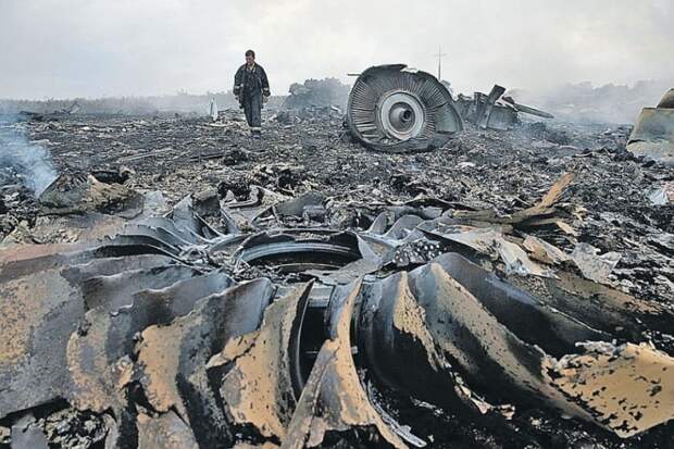 Останки жертв сбитого над Донбассом Боинга MH17 до сих пор не собраны