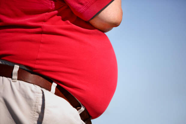 Россиянам рассказали о серьезном риске для здоровья от пивного живота