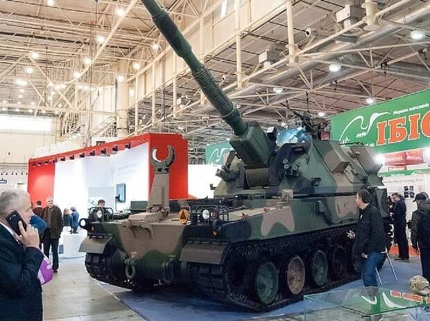 Украина получила от Польши 18 современных самоходных гаубиц KRAB