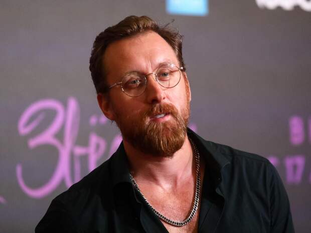 «Русский Райан Гослинг». Как Данила Якушев расстался с Пироговой и Гришиной и на ком планирует жениться в 40