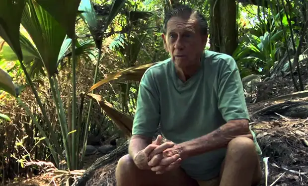 Мужчина купил необитаемый остров и 40 лет тайком искал на нем сокровища. Видео