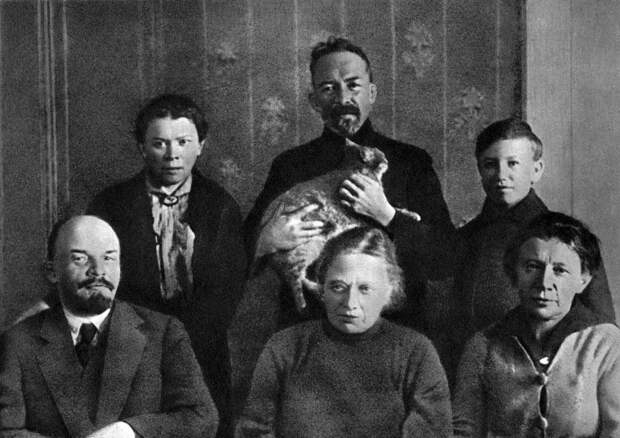 Злой рок семьи Ульяновых. Как сложились судьбы братьев и сестёр Ленина