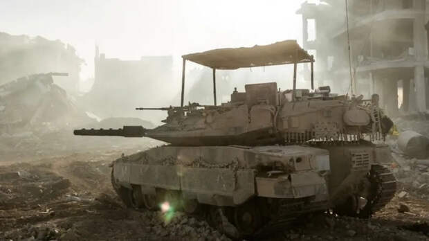 Израильская бронетехника несет потери в Ливане из-за беспомощной активной защиты