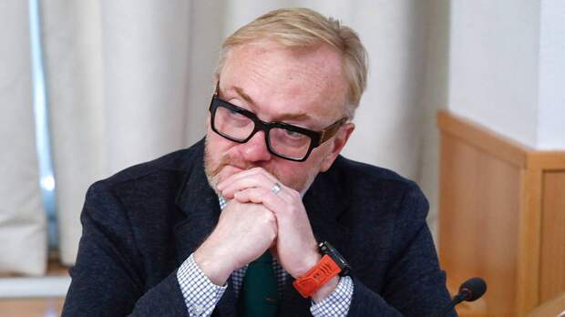 Милонов раскритиковал комика Сабурова за попытку усидеть на двух стульях