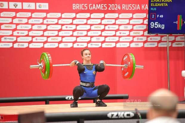 Жаткина завоевала золото на Играх БРИКС по тяжелой атлетике