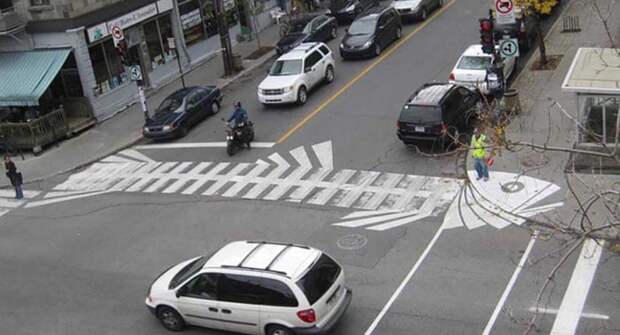 Смотри внимательнее: Самая необычная дорожная разметка