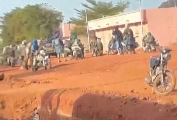 Африканский корпус предотвратил госпереворот