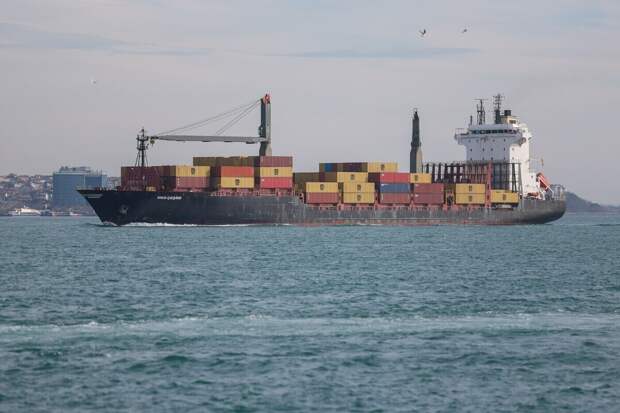 Страны БРИКС рискуют попасть под американскую блокаду танкеров