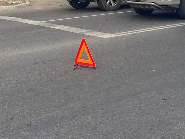 Водитель мопеда попал в больницу после ДТП с автомобилем