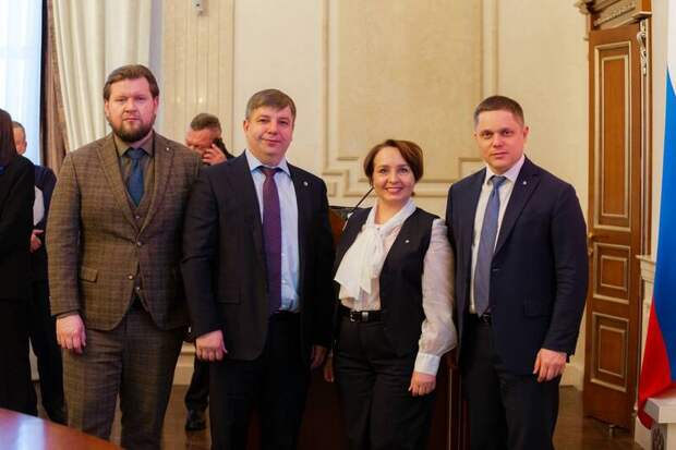 В Новосибирской области обсудили развитие предпринимательства и производительности труда региона