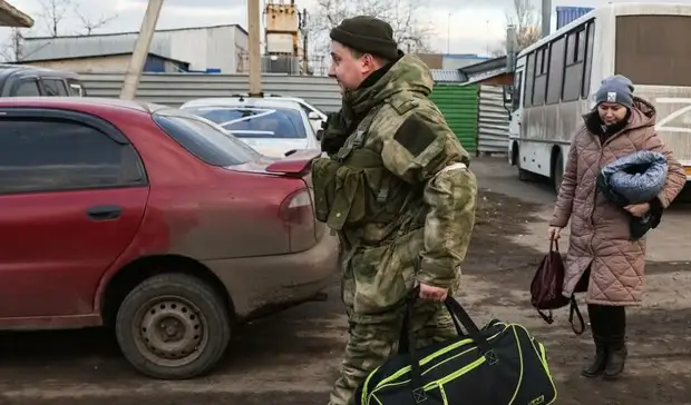 Российские военные открыли гуманитарные коридоры из пяти украинских городов