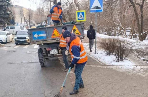 Дорожные службы проводят новые работы