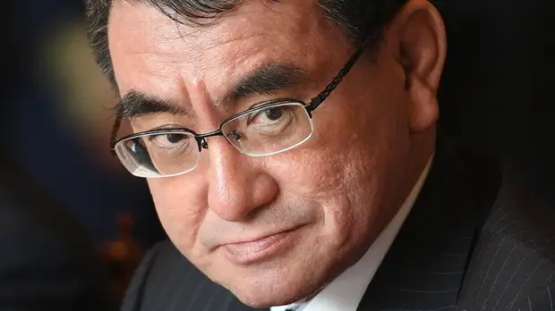 Глава МИД Японии в январе совершит визит в Россию