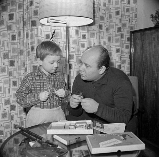 Подборка снимков некоторых советских знаменитостей