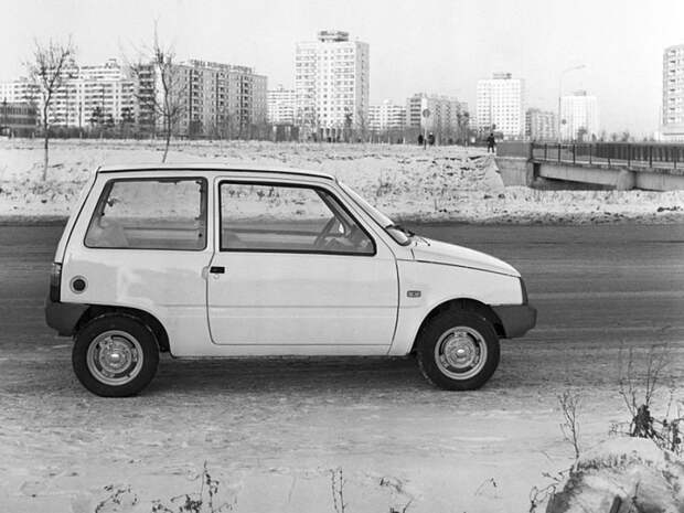 Чем отличались первые прототипы ВАЗ-1111 «Кама» от серийных автомобилей авто, автомобили, ваз, ваз кама, ваз-1111, малолитражка, ока, прототип
