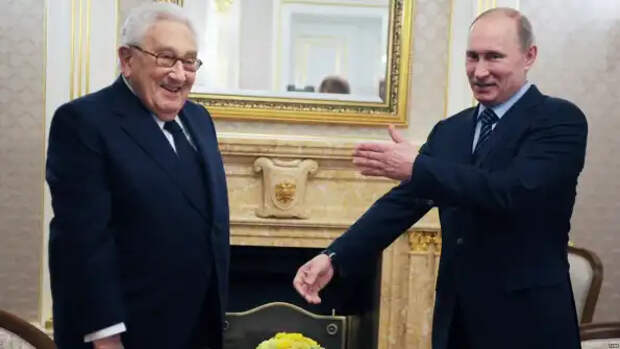 Шок Давоса. Киссинджер призвал к разделу Украины в пользу России...