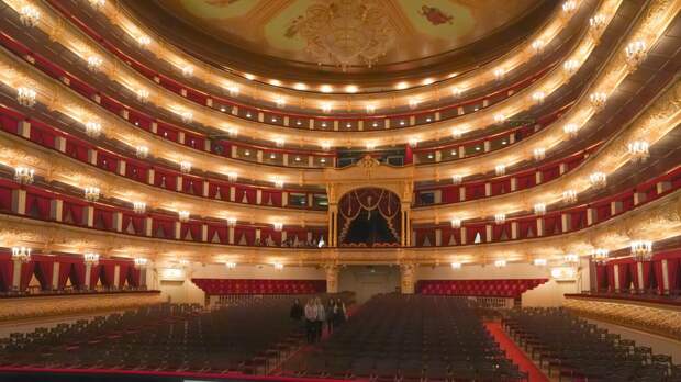 Наталья Сергунина пригласила москвичей и туристов на "Ночь театров"