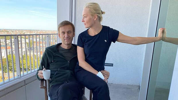 Дело Навального: когда даже исподнее годится для провокаций