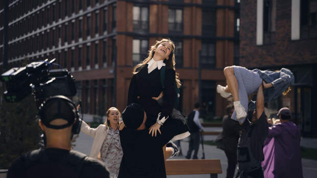 Алиса в стране чудес (2025) Алиса в стране чудес (2025)