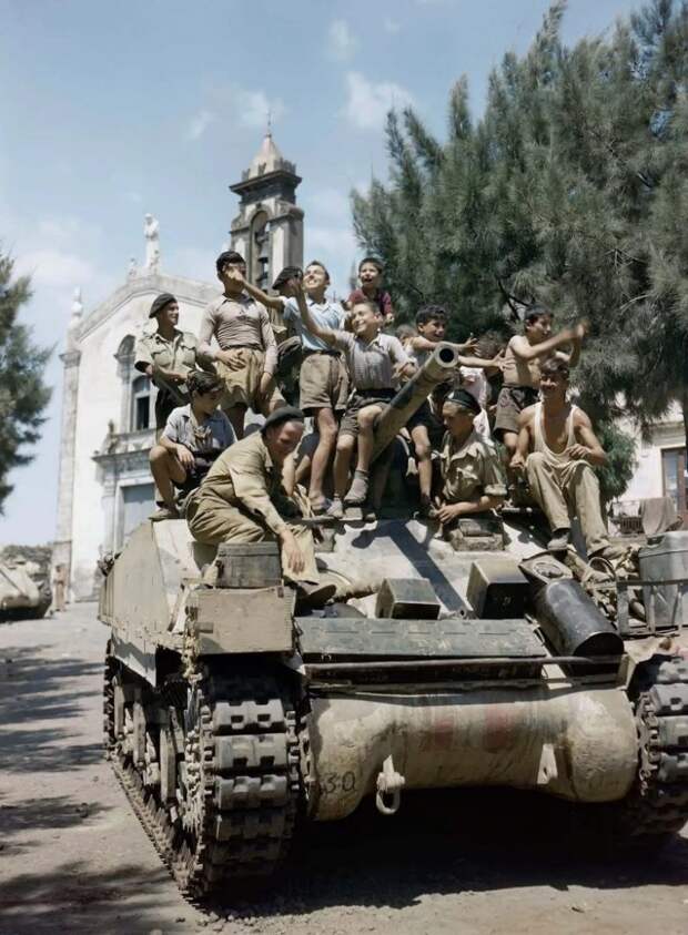 Редчайшие цветные снимки Второй мировой войны