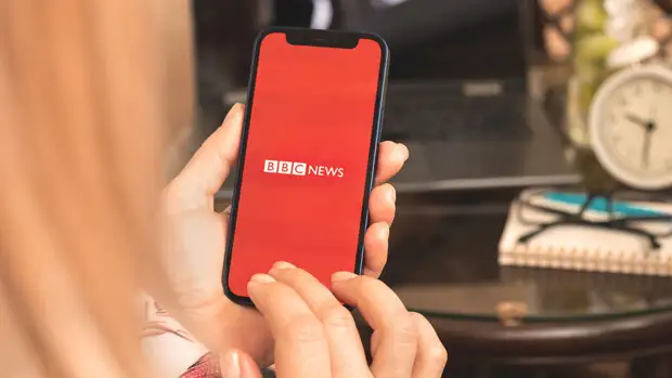 "Би-би-си" возобновит вещание из России на английском