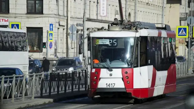 Опрос показал, сколько времени петербуржцы тратят на дорогу до работы