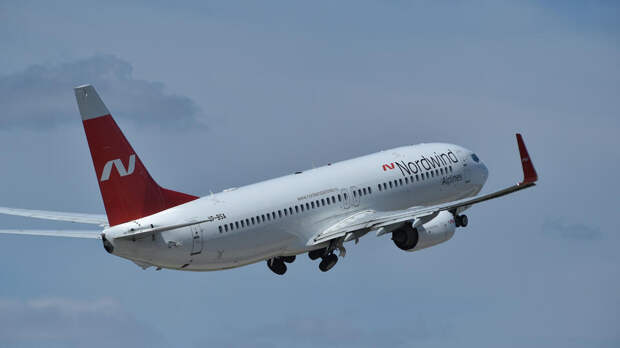 Самолет рейса Казань - Сочи экстренно сел в Минводах