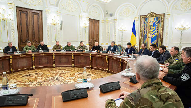 Президент Украины Петр Порошенко на заседании СНБО в Киеве