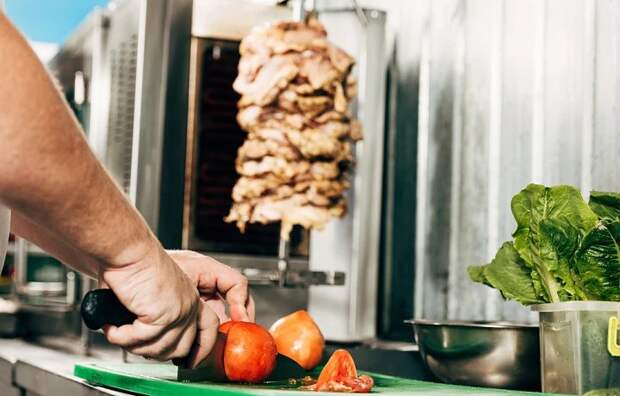 Диетолог рассказала, какая шаурма может быть полезной