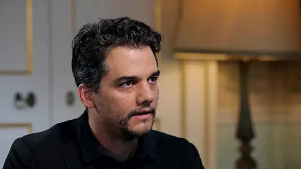 Актёр сериала «Нарко» : в Бразилии власть боится людей искусства