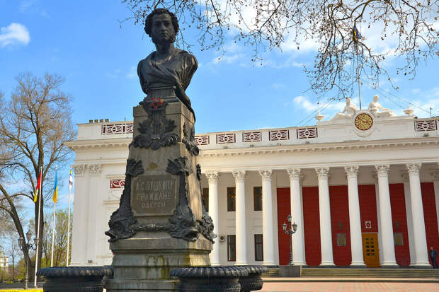 Экс-нардеп Олейник о желании Украины сохранить Одессу: это русский город