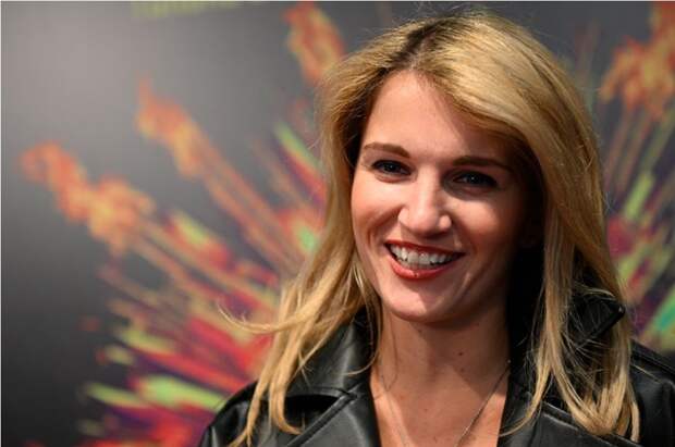 Экс-солистку Reflex Малахову «кинули» застройщики