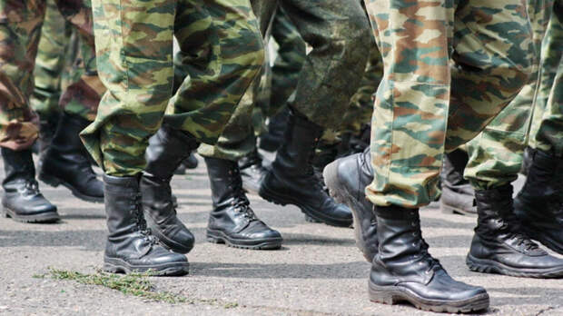 Три выходных подряд ждут россиян на День защитника Отечества