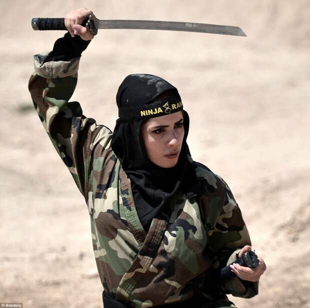 Иранские женщины-ниндзя - смертельное оружие, от которого не спастись армия, воины, женщины, иран, ниндзя, служба, смертельное оружие, суровая работа