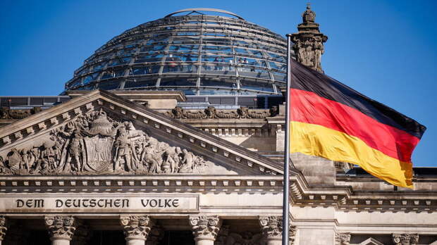 Вагенкнехт призвала правительство ФРГ возобновить импорт российской нефти