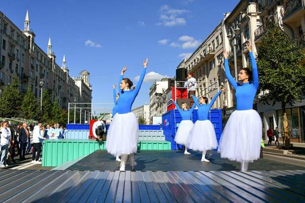 Фестиваль «Москва-Донбасс» проходит на Тверской улице в рамках Дня города. Фото: Ю. Иванко mos.ru. Пресс-служба мэра и Правительства Москвы