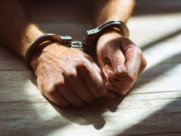 Сотрудники тюменского ДПС задержали человека с дозой наркотиков