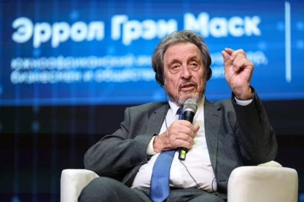 Отец Маска посчитал возможным построить завод Tesla в Нижегородской области