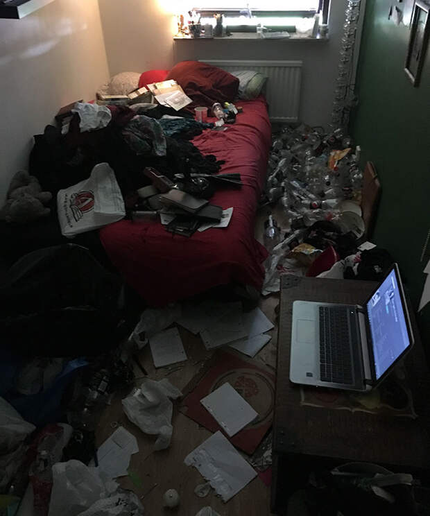 depression-messy-room-before-after-tidying-up-1