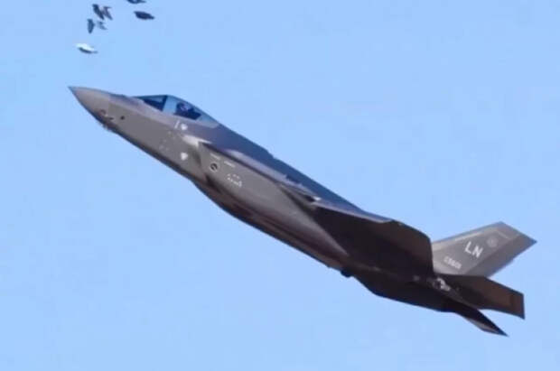 В Минобороны ОАЭ сообщили о перехвате 137 иранских ракет и более 200 БПЛА